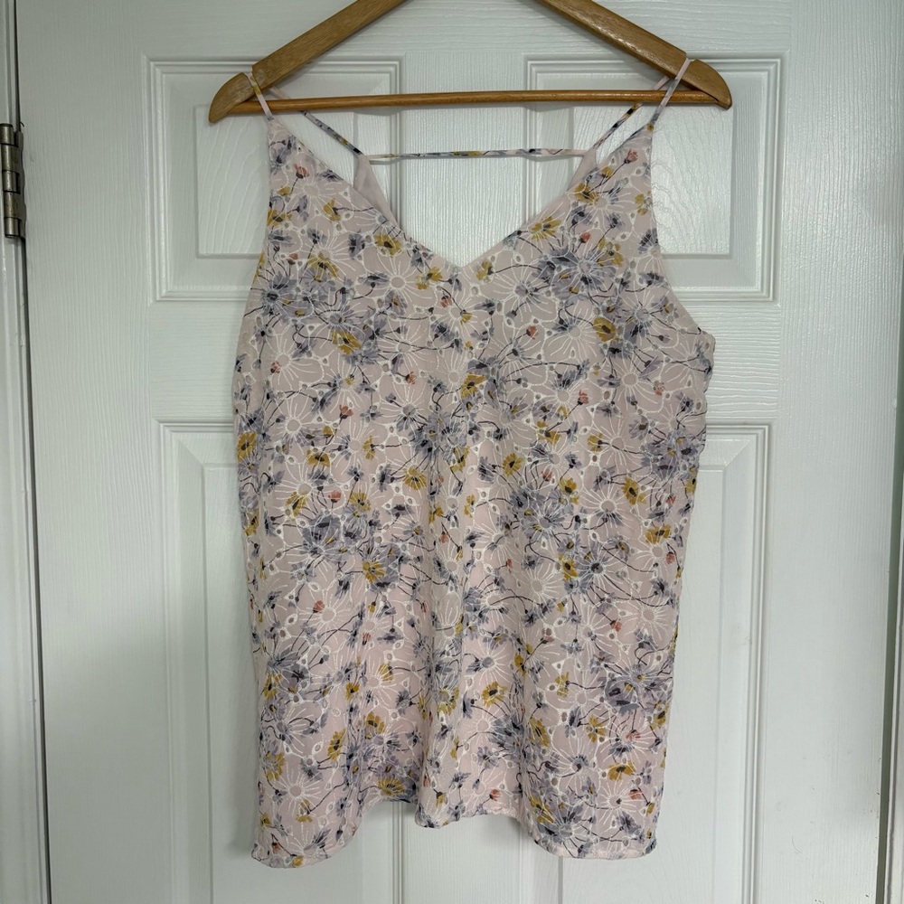 Loft Pale Pink Eyelet Floral Tank Top Size Medium